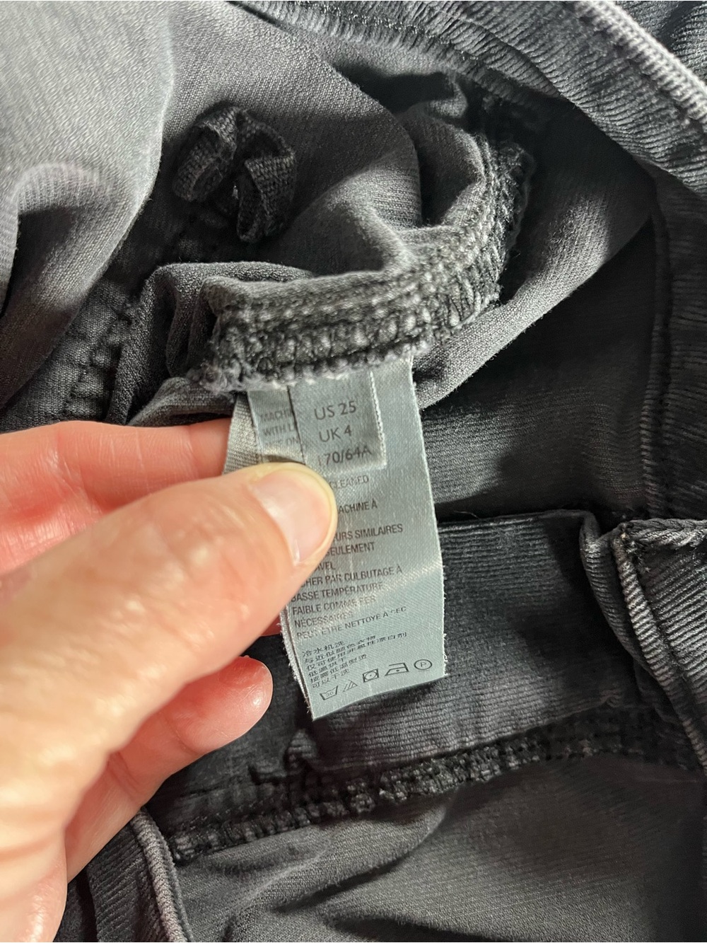 We The Free Women’s Raw Hem Corduroy Bell Bottoms Size 25 Light Black/Dark Gray - Picture 10 of 16